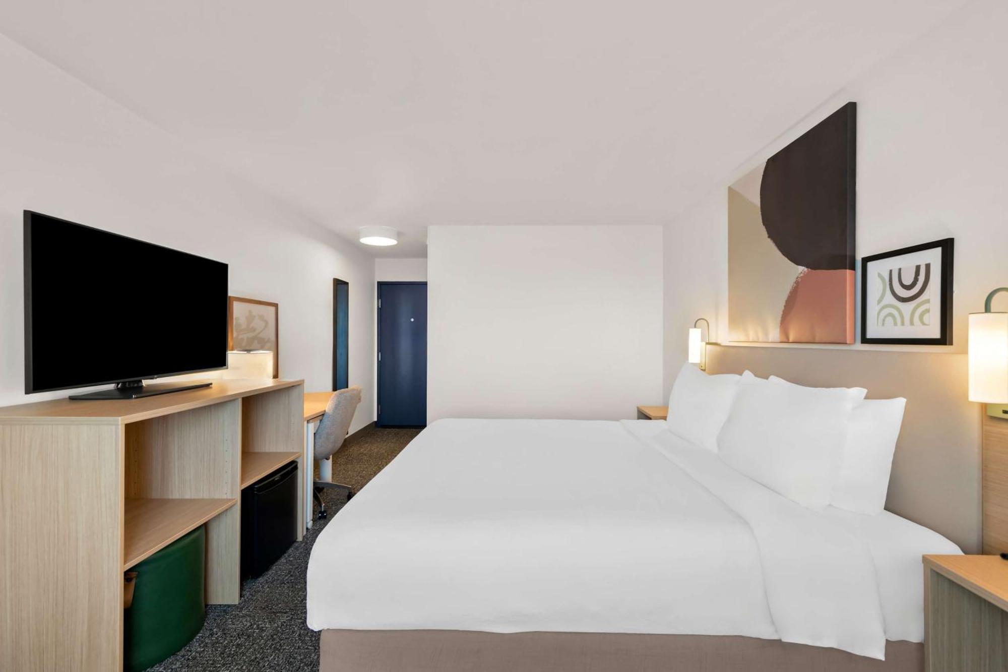 Spark By Hilton Norfolk Exterior photo
